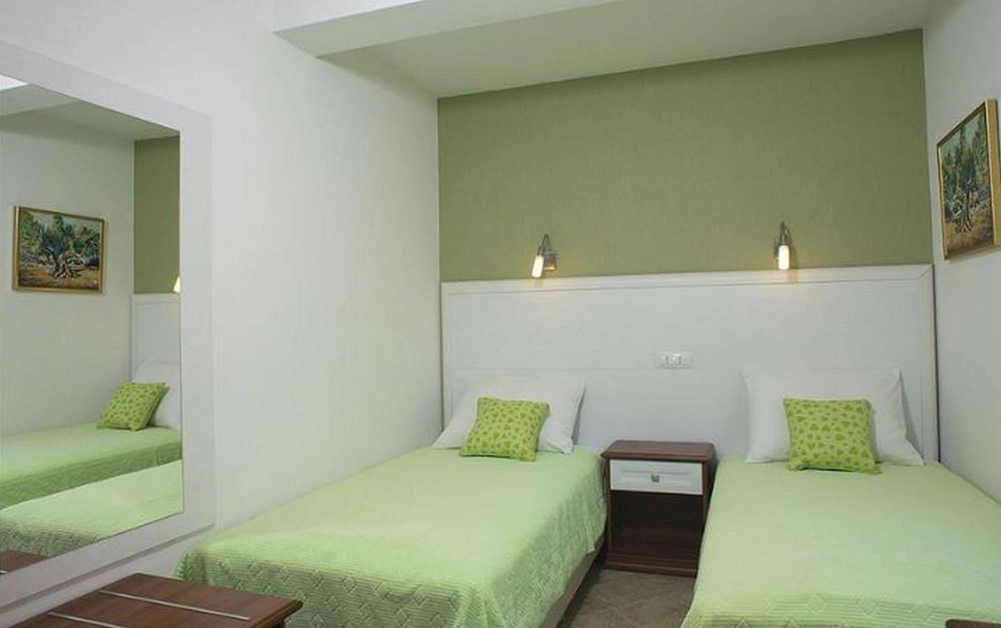 Apartments Milka & Miho Dubrovnik Exteriör bild